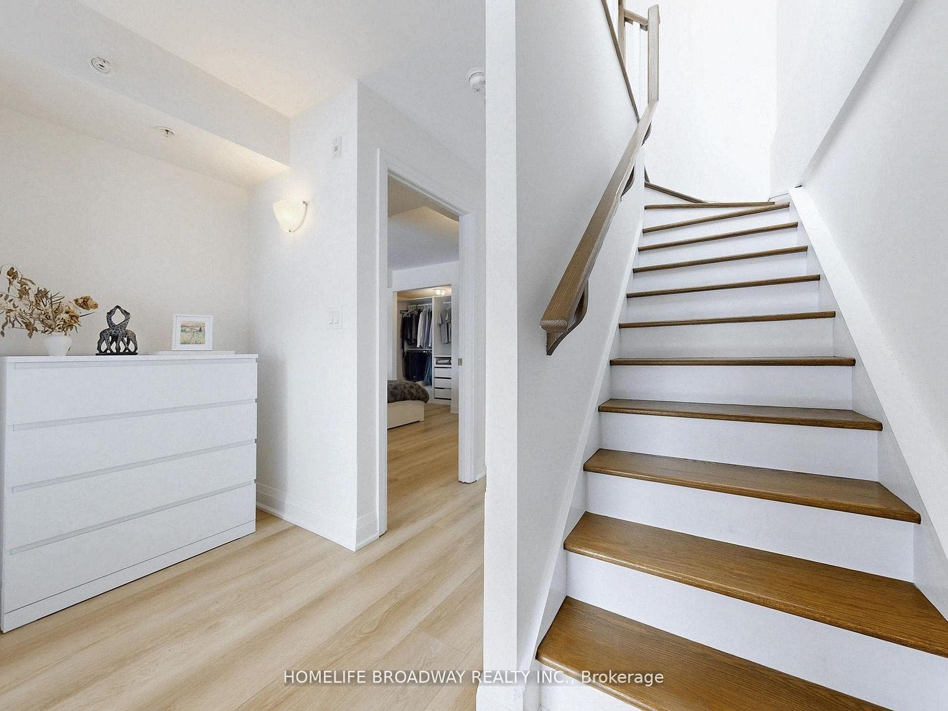 24 Woodstream Boulevard Unit 112 photo 23