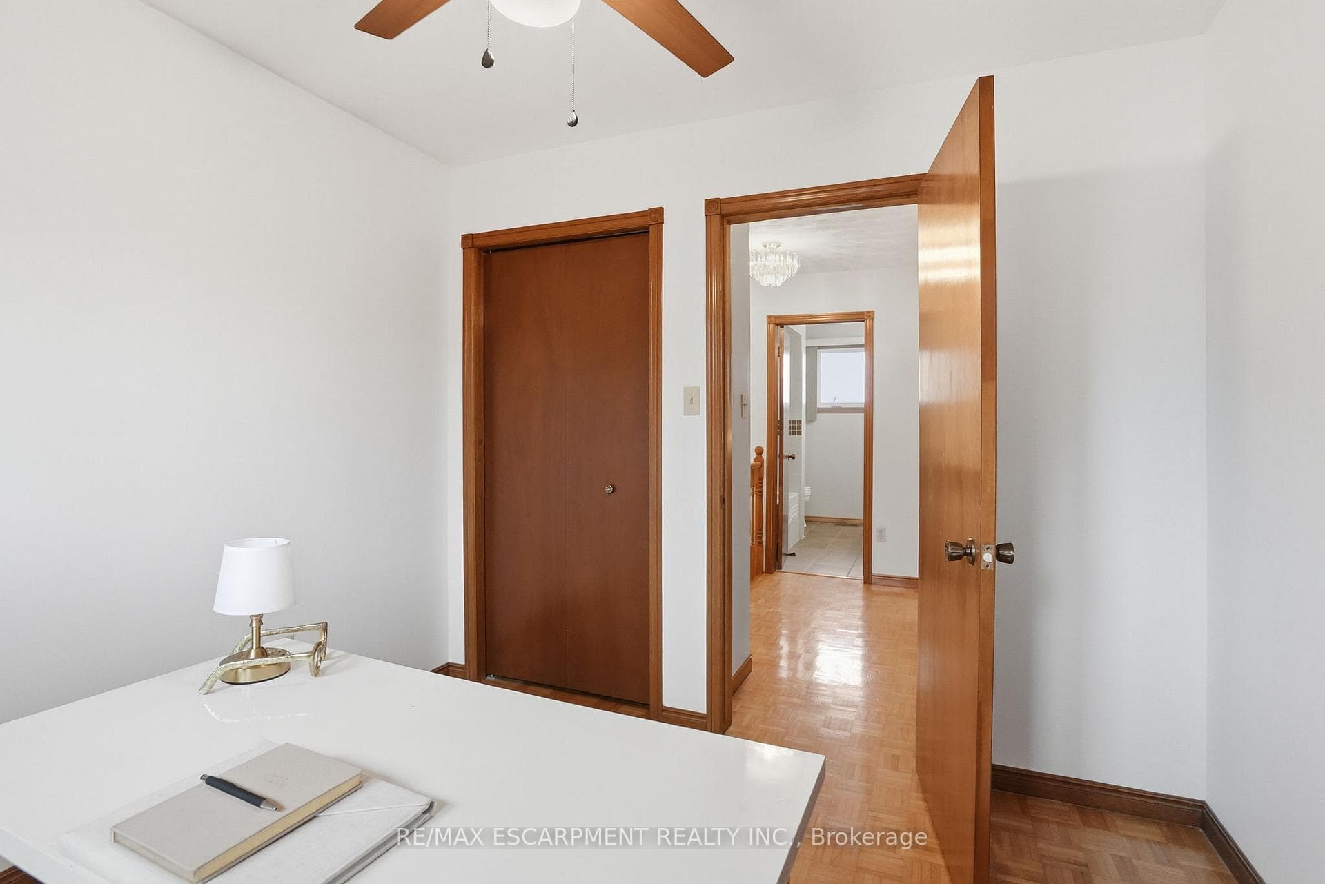 6 Royce Avenue photo 35