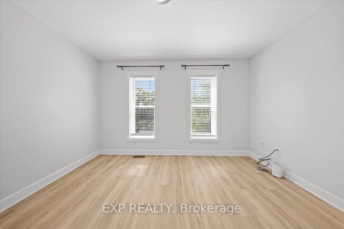183 Britannia Road Unit 2 photo 21