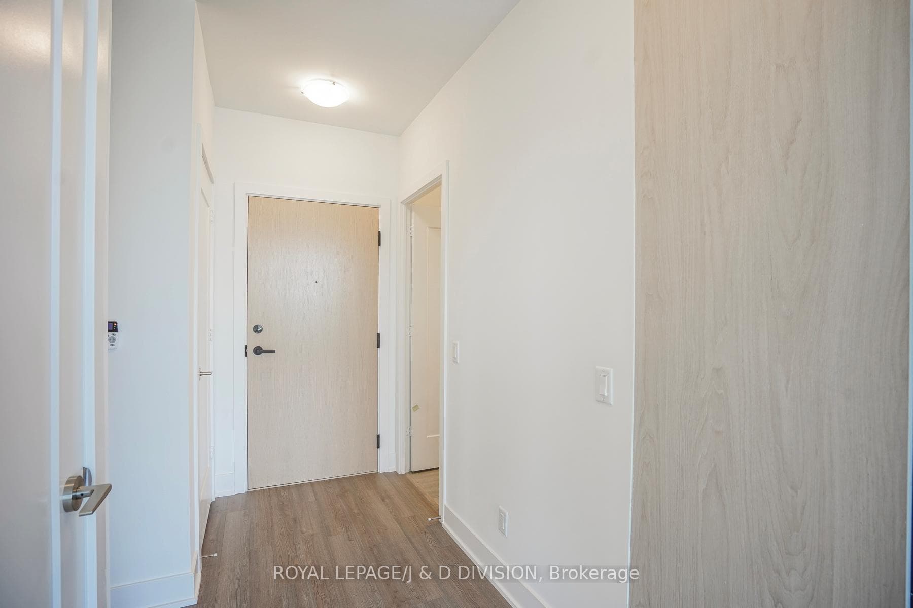 1 Belsize Drive Unit 620 photo 6