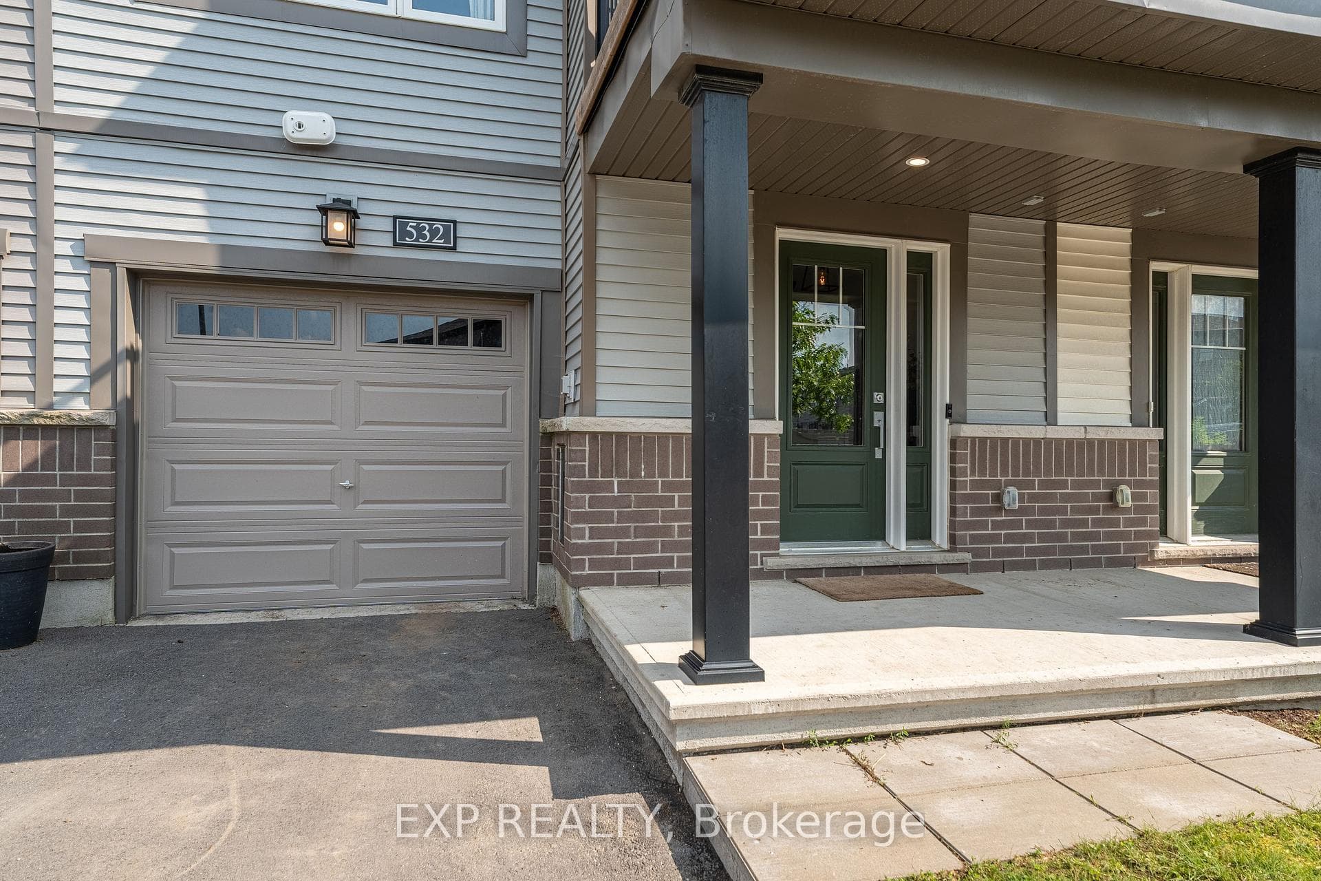 532 Aglish Mews photo 3