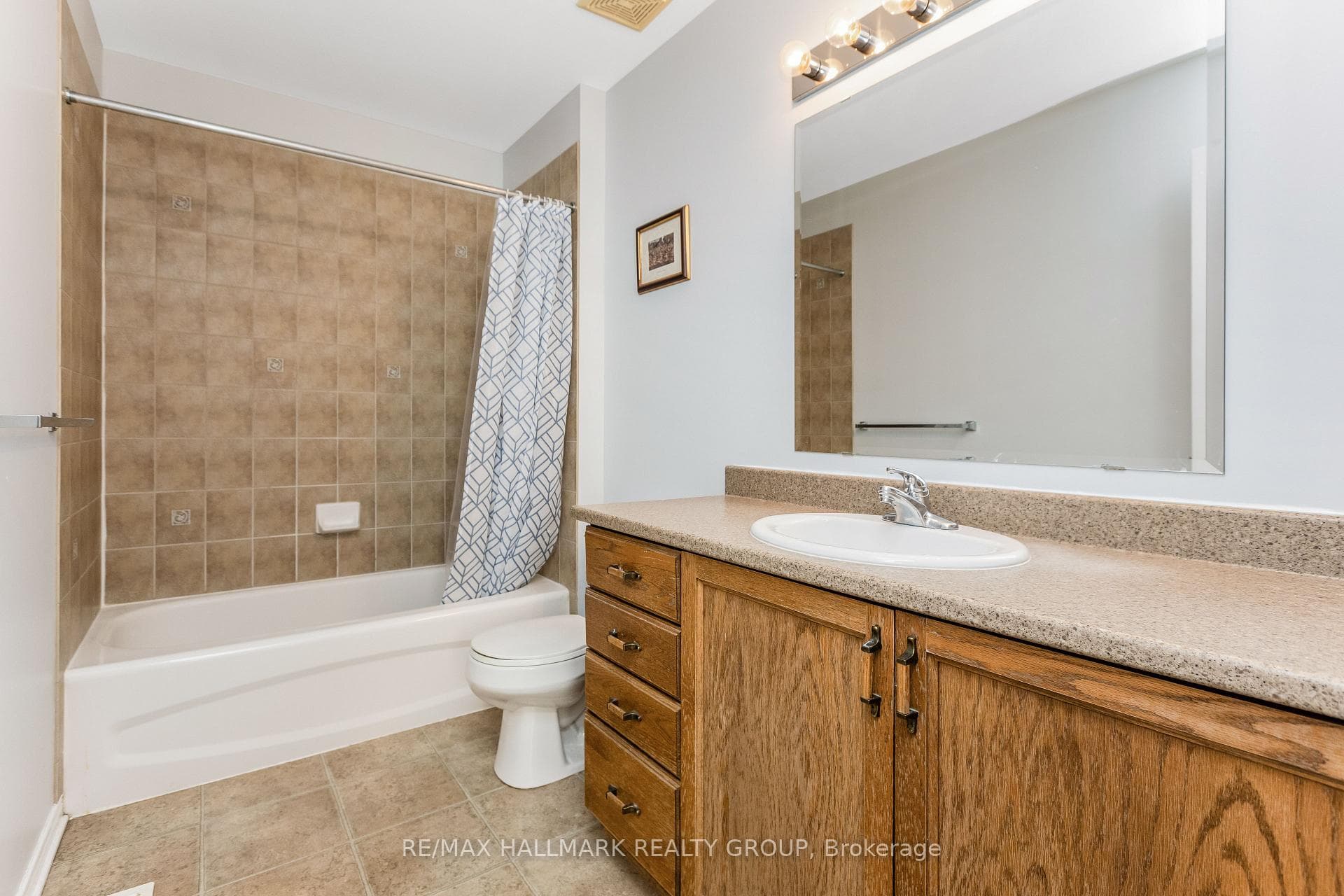 504 Lakeridge Drive photo 24
