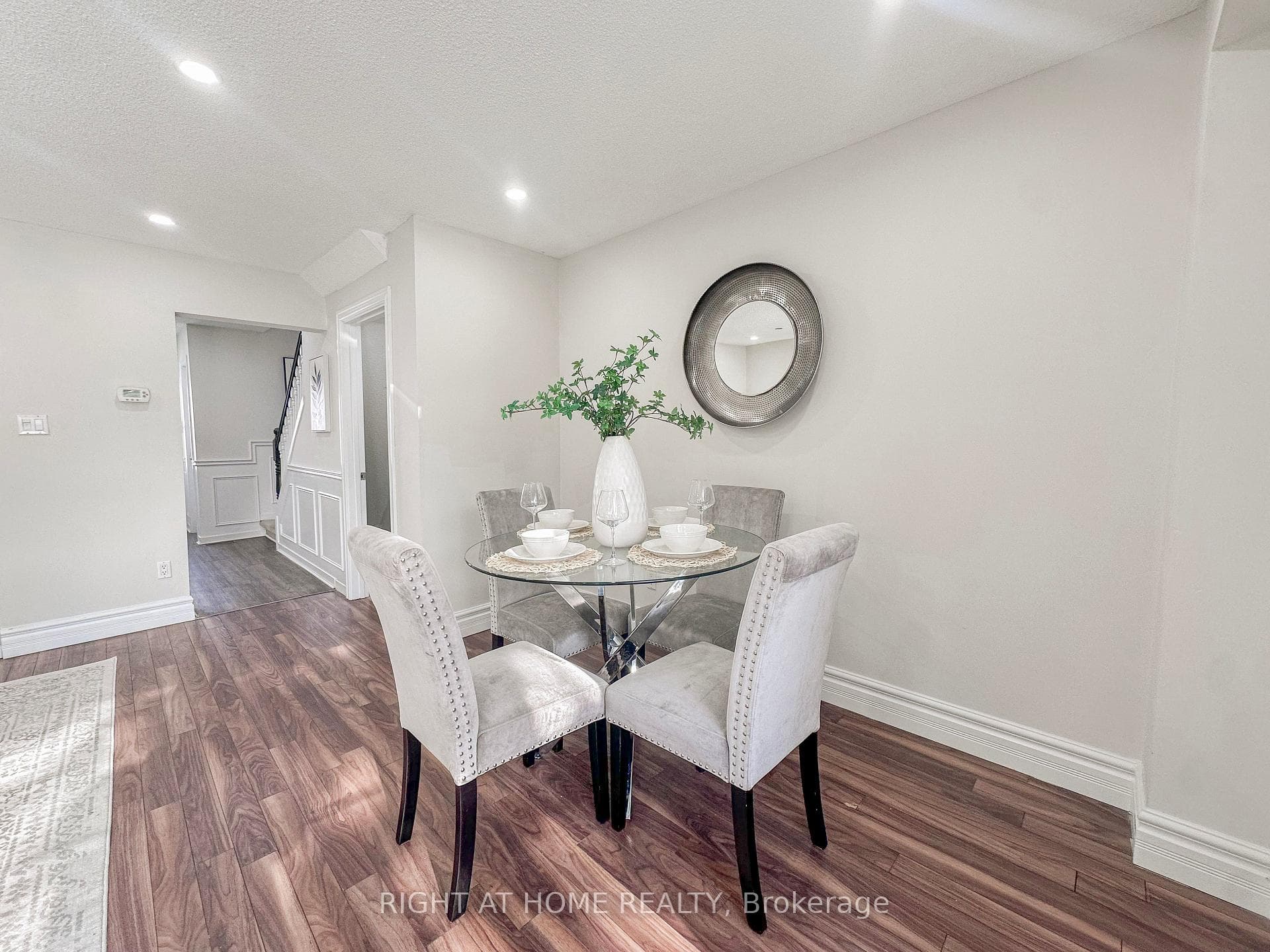 561 Childs Drive Unit 24 photo 11