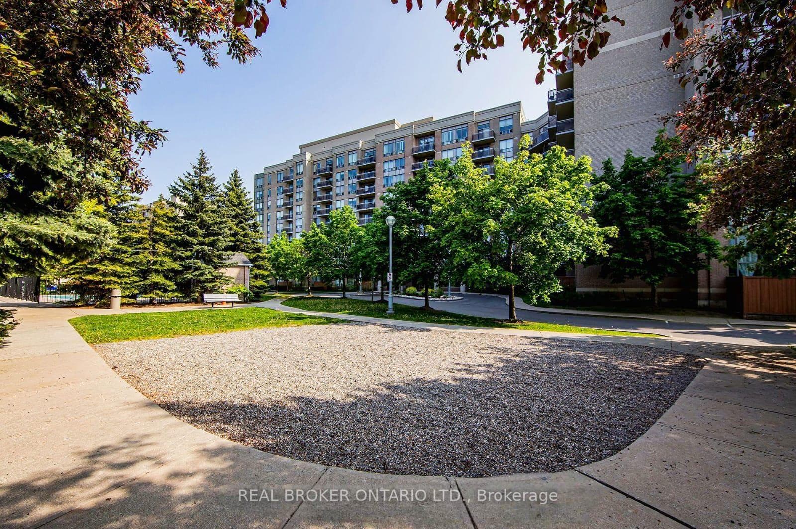 1720 Eglinton Avenue Unit 601 photo 21