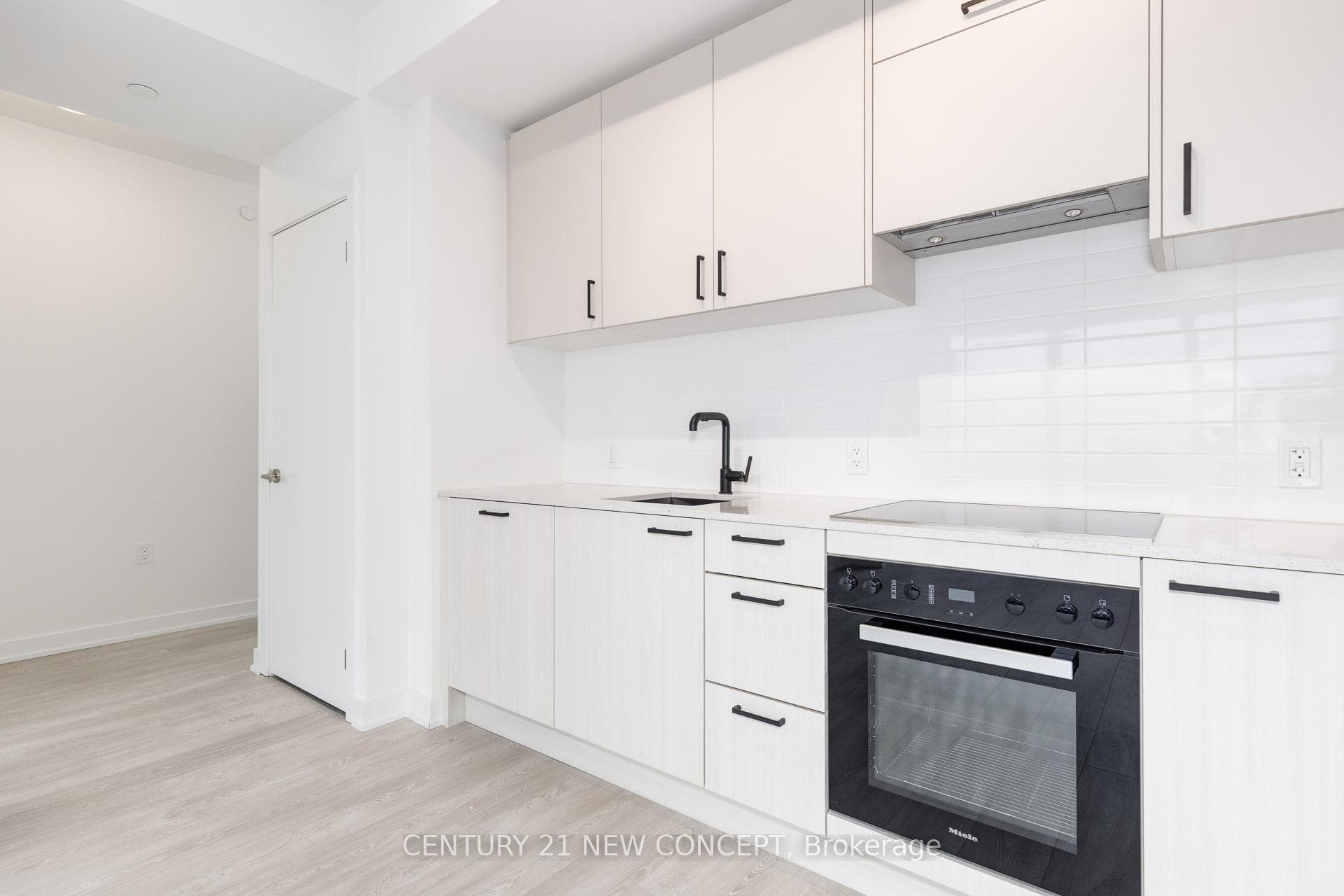 1 Quarrington Lane Unit 513 photo 5