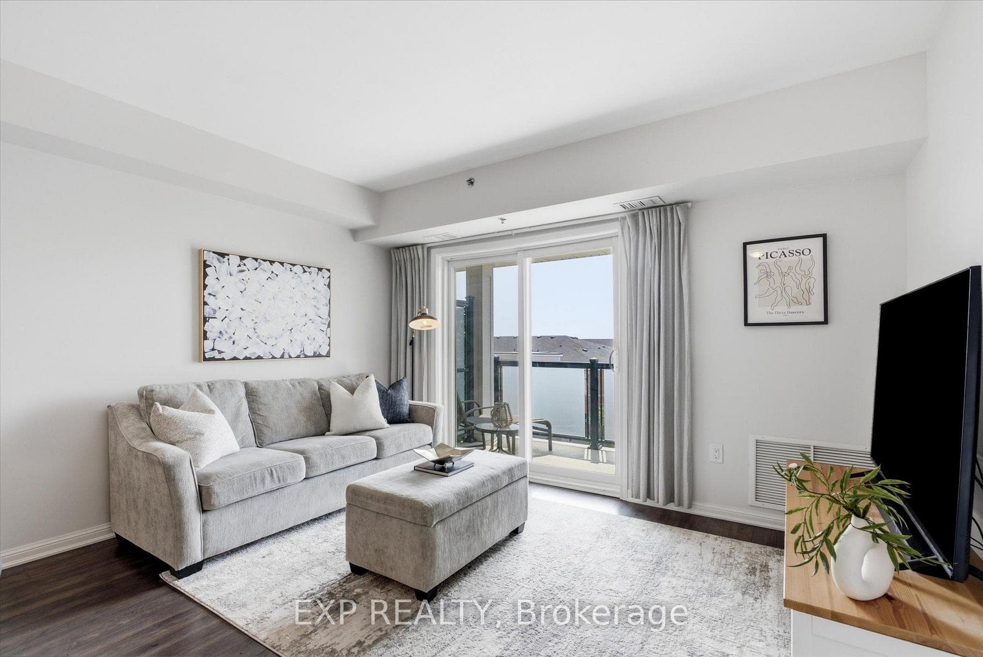 60 Baycliffe Crescent Unit 412A photo 11