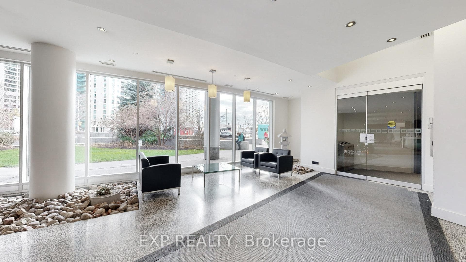 8 York Street Unit 2404 photo 28