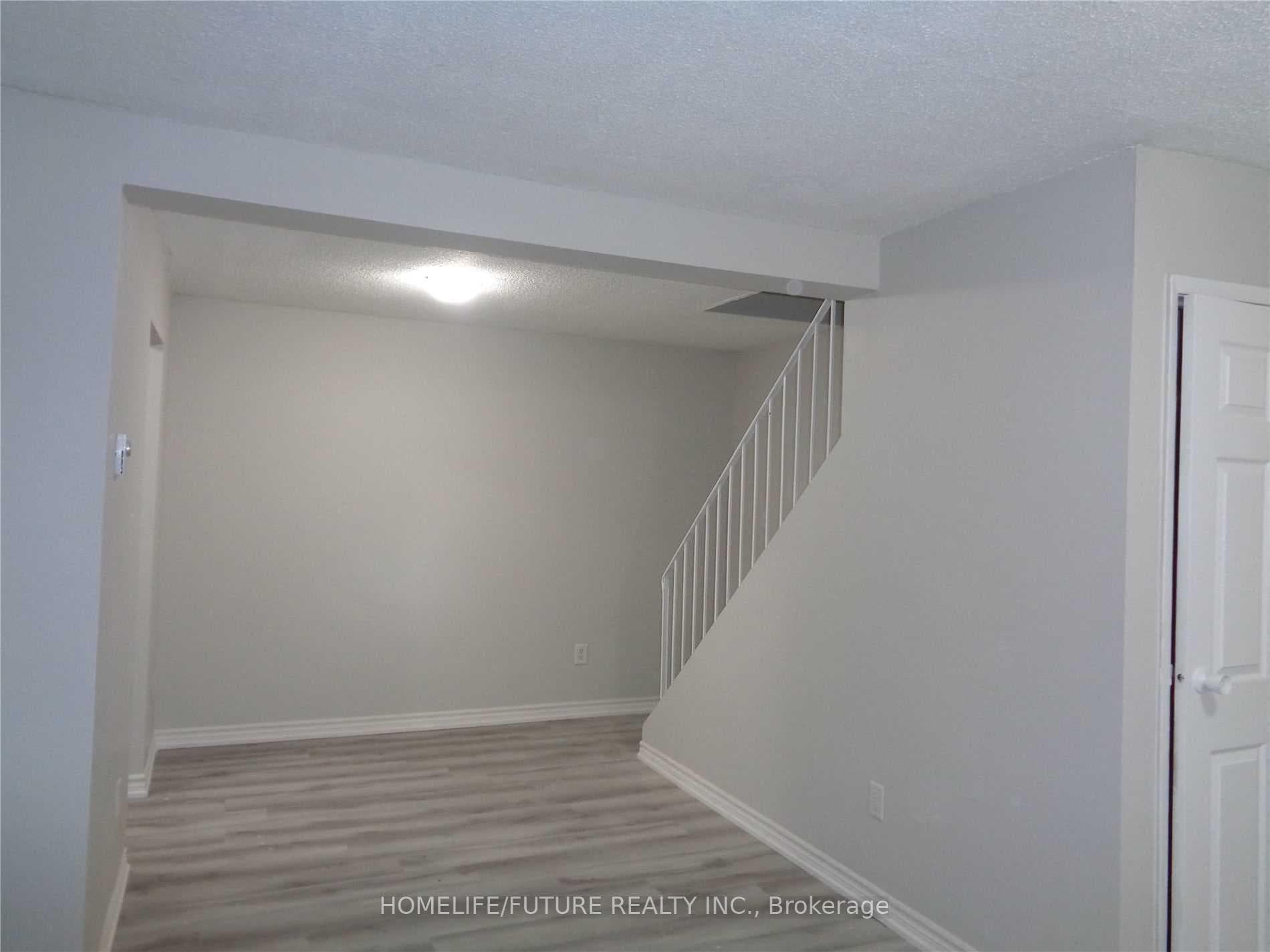 255 PORTER Street Unit 11 photo 5