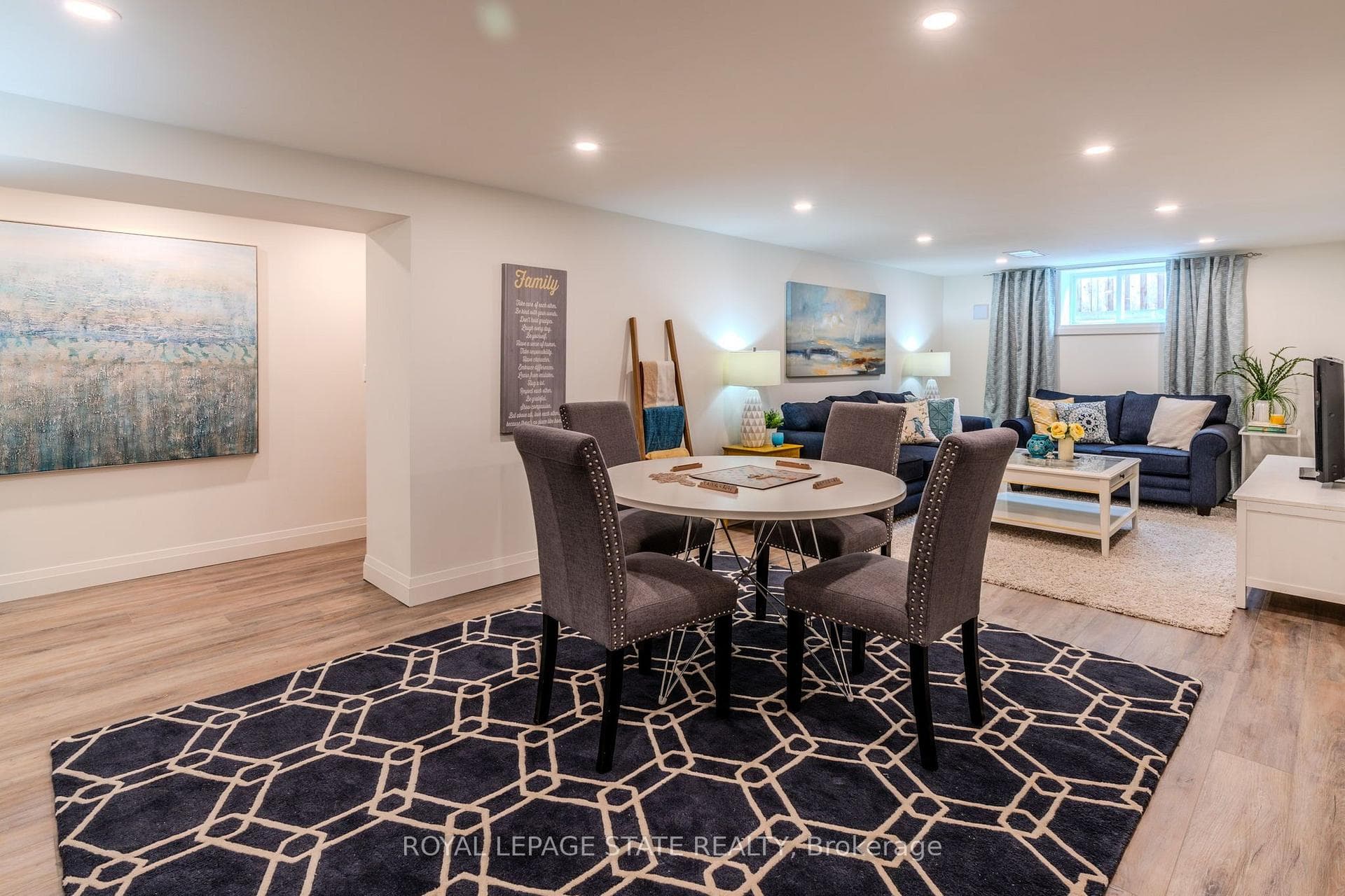 17 WOODSVIEW Avenue photo 18