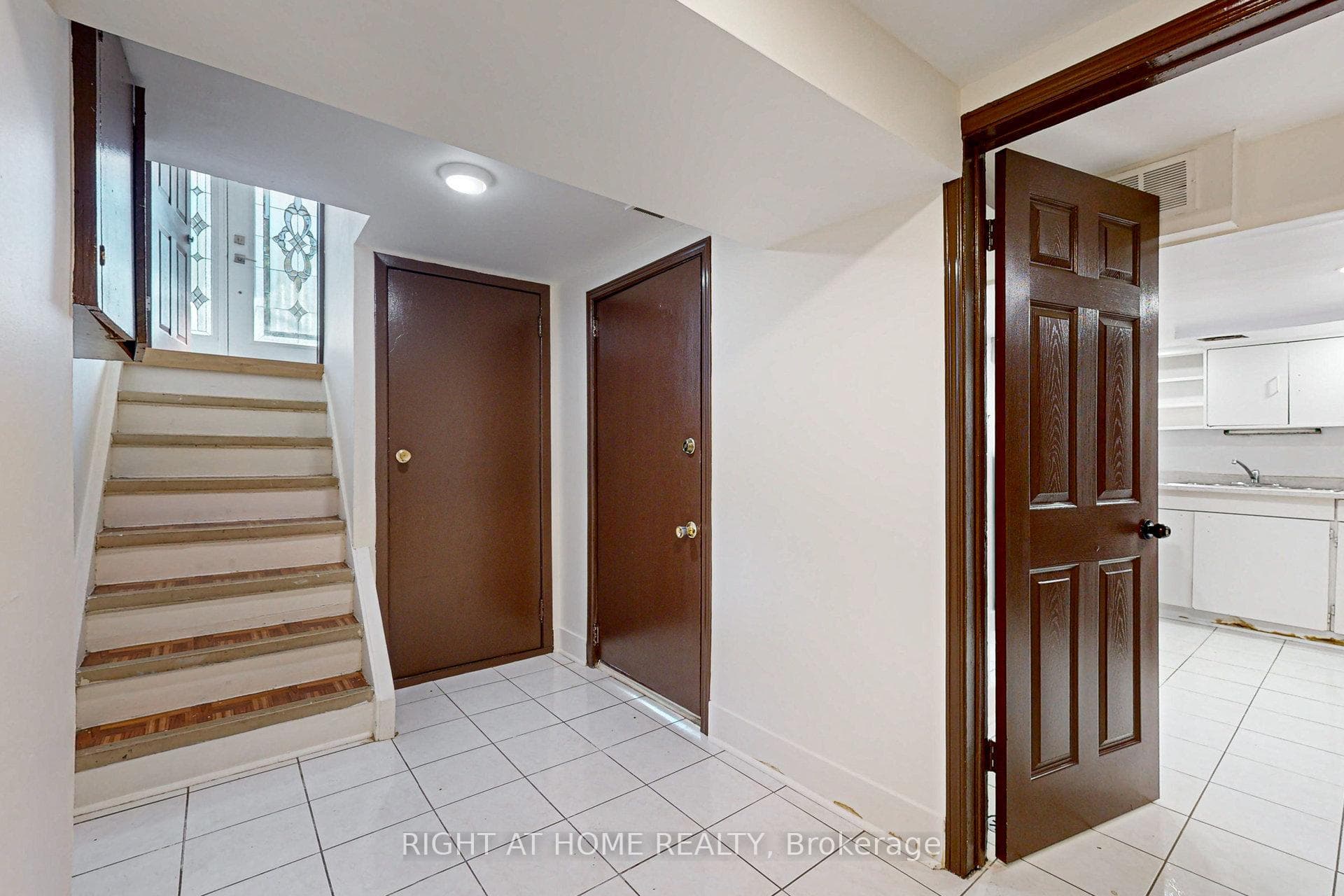 203 Habitant Drive photo 33
