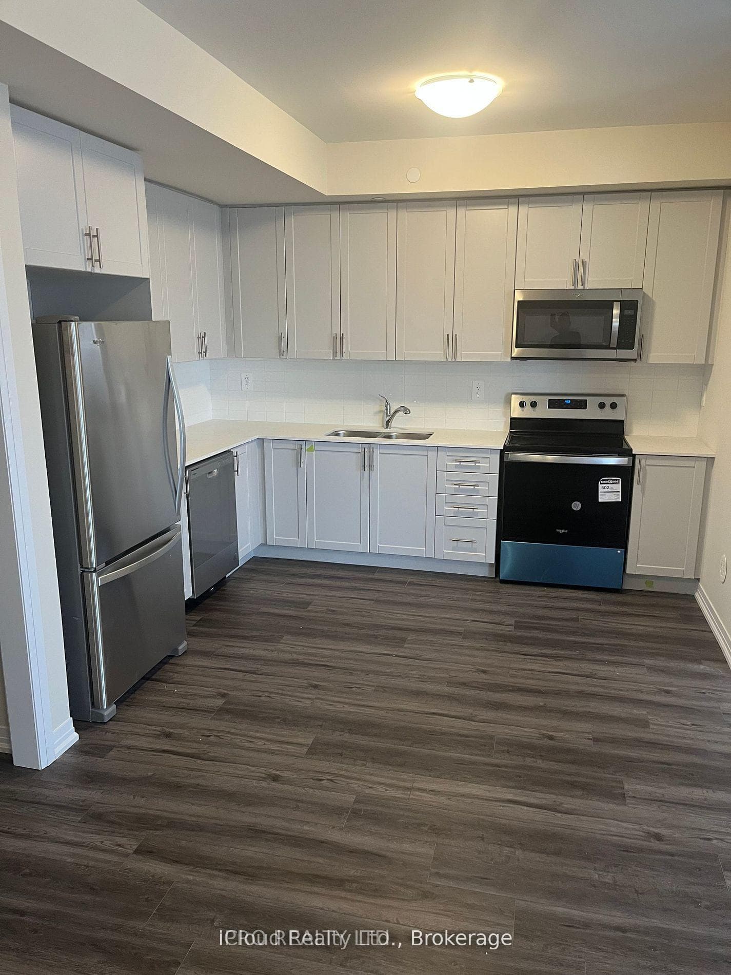 1585 Rose Way Unit 121 photo 9