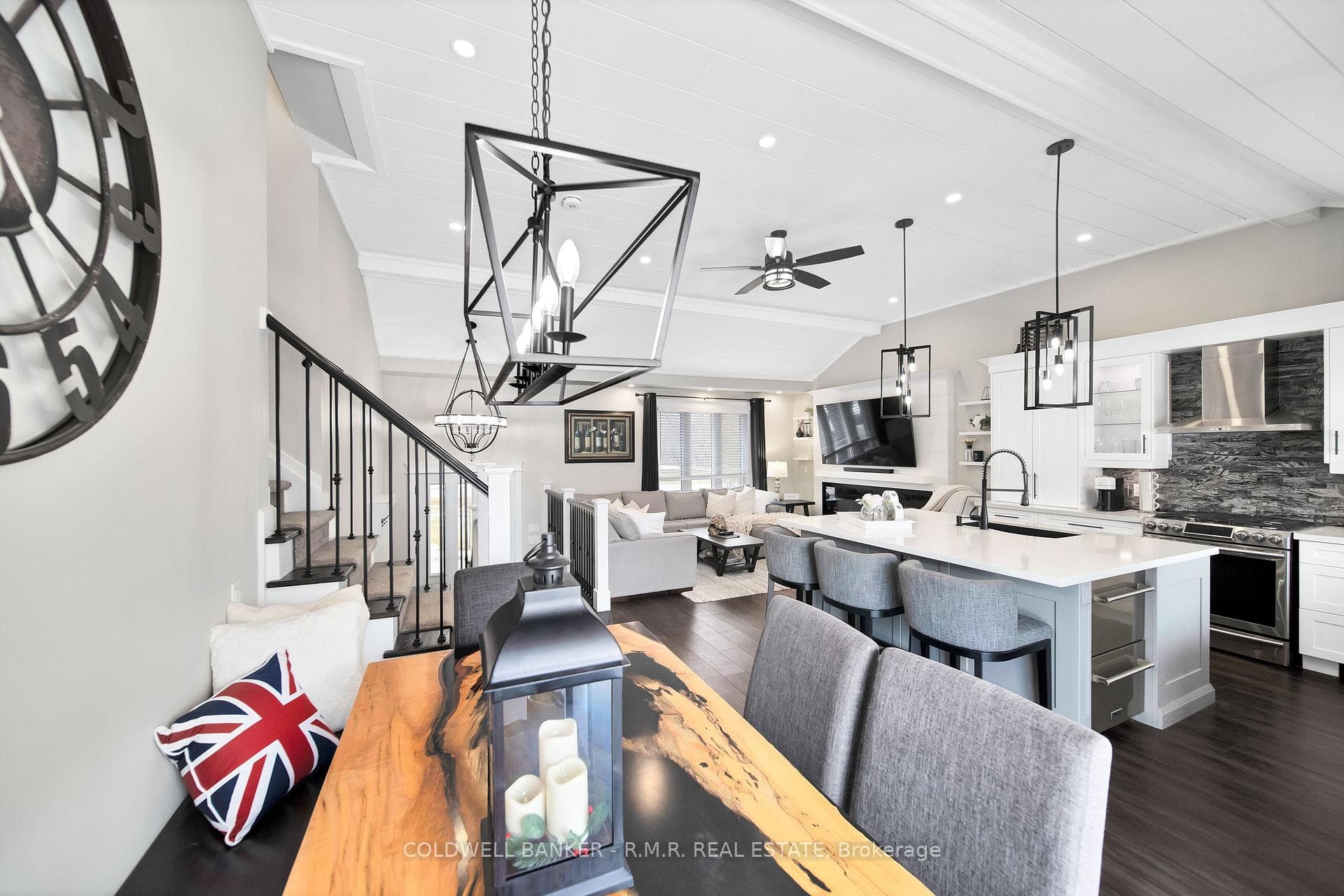 1609 Stephenson Road photo 13