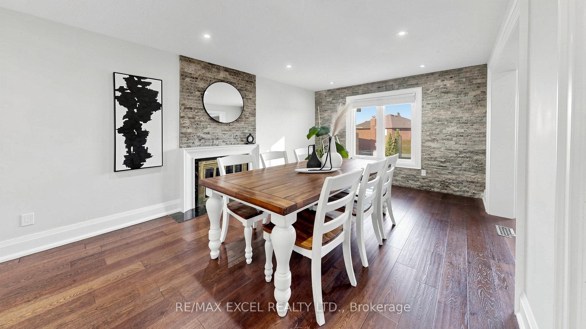 43 Piccadilly Road photo 5