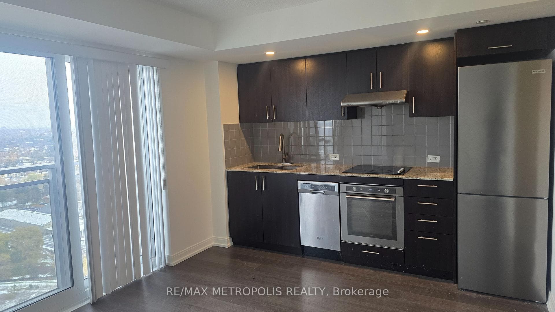 255 Village Green Square Unit 2308 photo 8