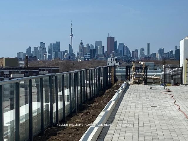 1630 Queen Street Unit 514 photo 15
