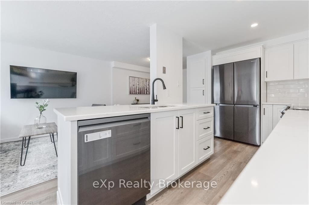 441 FLANNERY Drive photo 18
