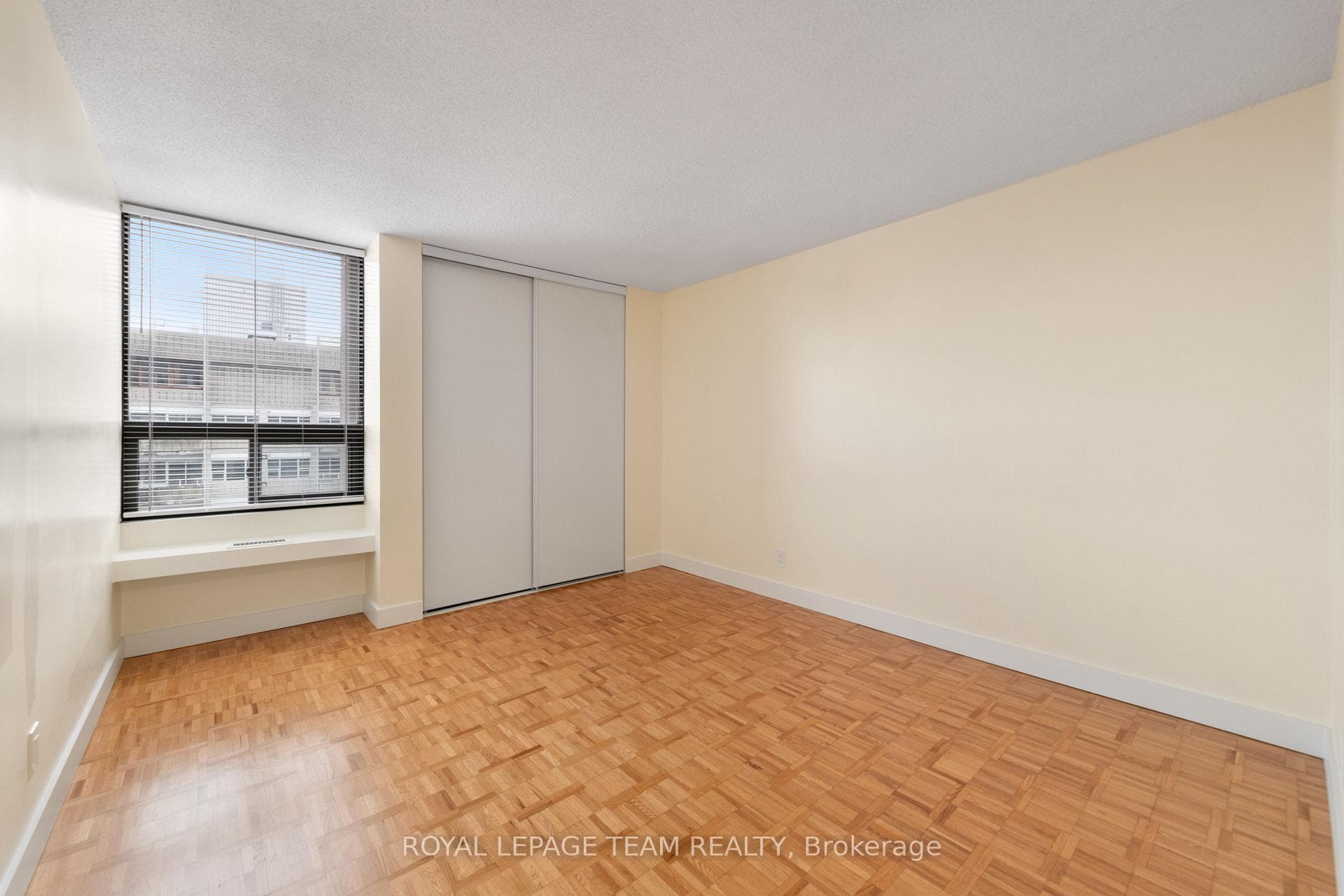 40 ARTHUR Street Unit 901 photo 22