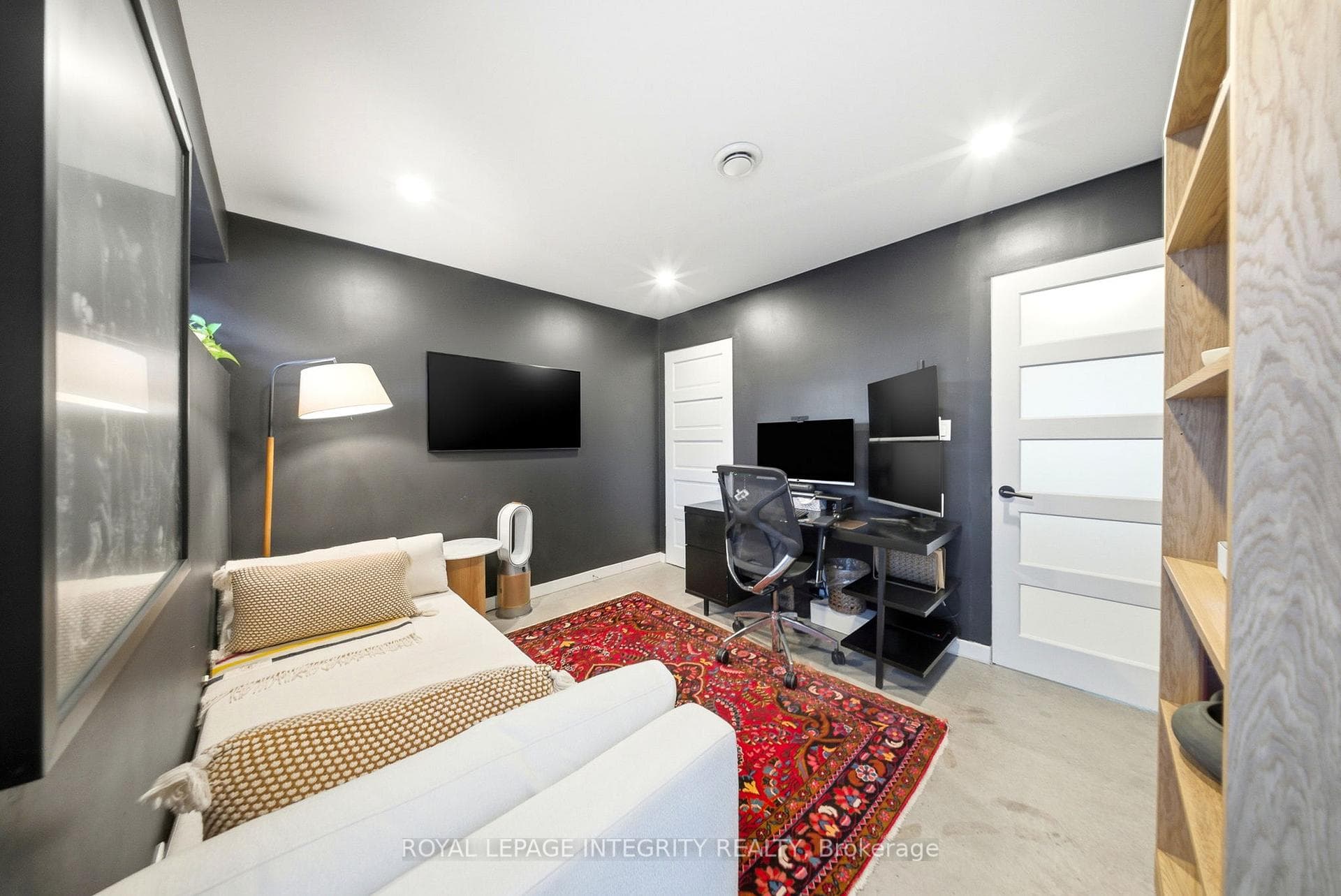 Office/den