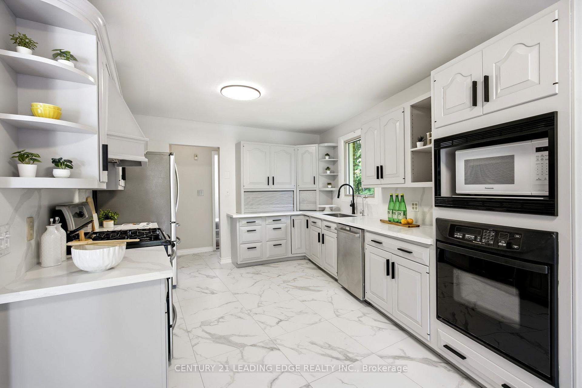 128 Marica Avenue photo 8