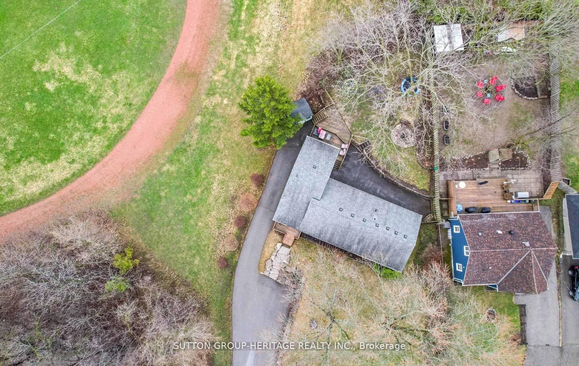 15297 Old Simcoe Road photo 38