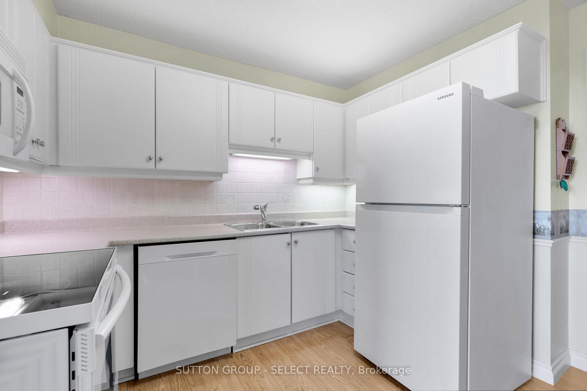 380 King Street Unit 1701 photo 18