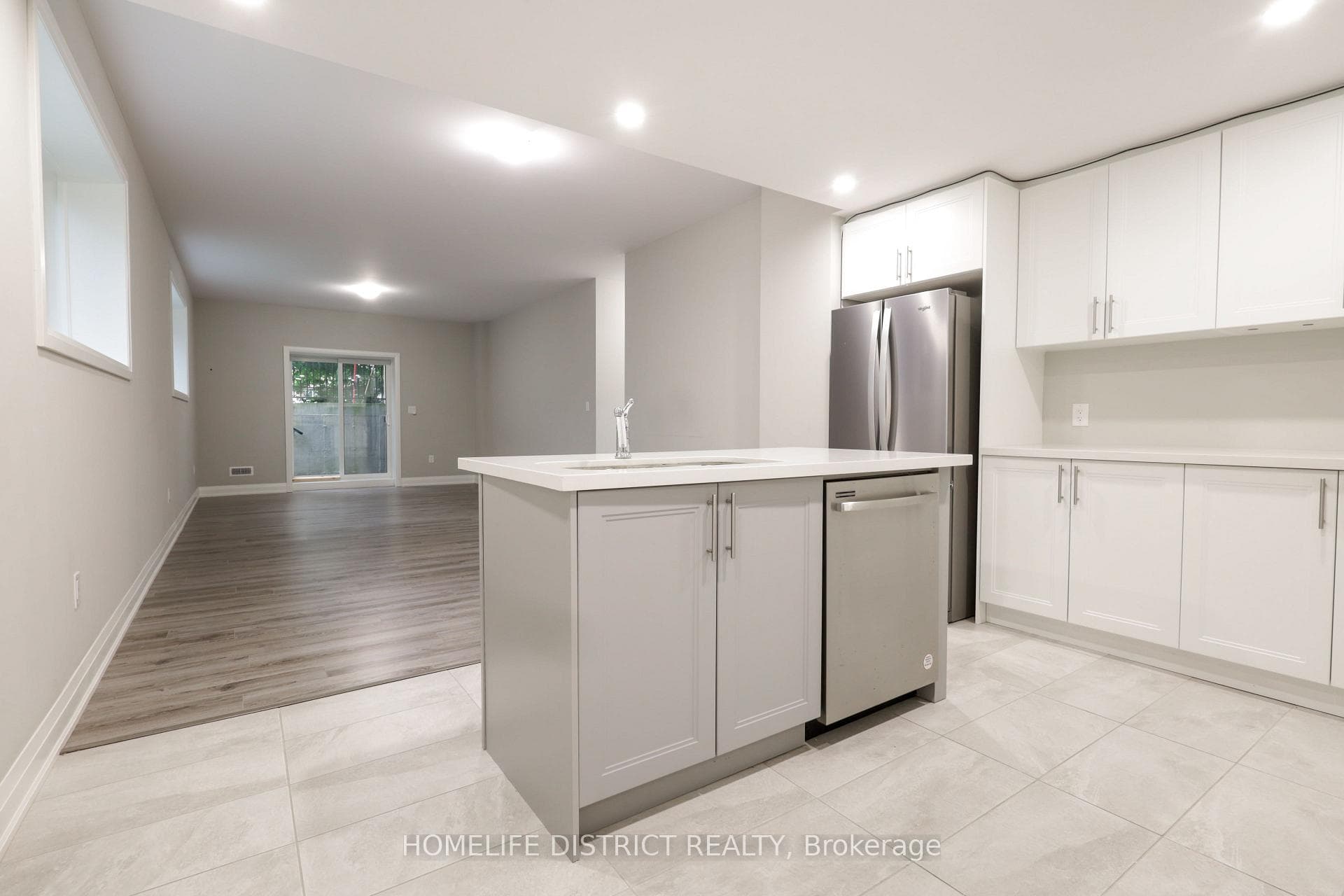127 Gibbons Street photo 14