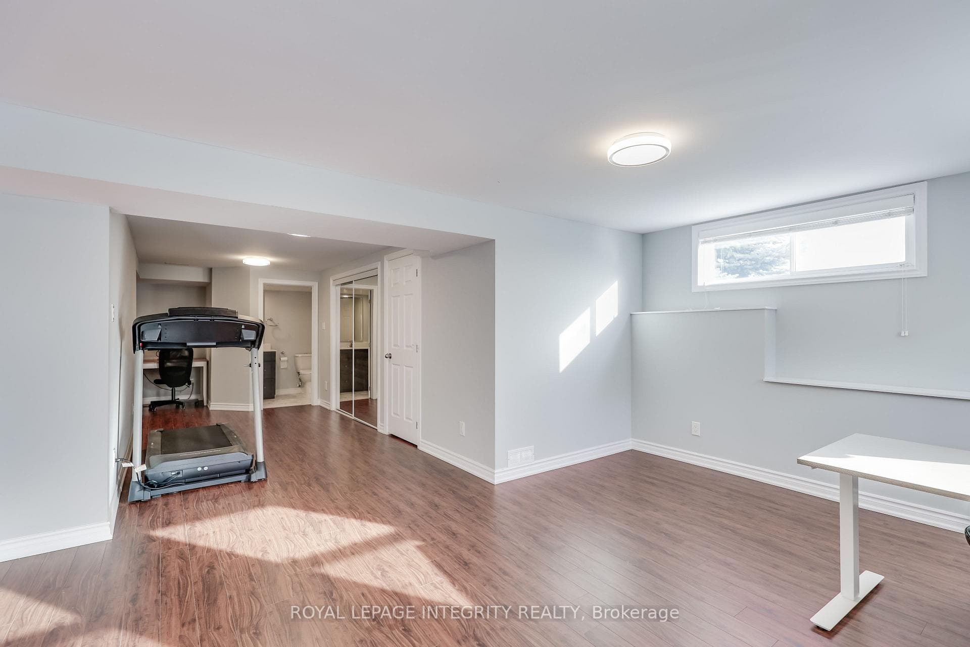 432 TILLSONBURG Street photo 35