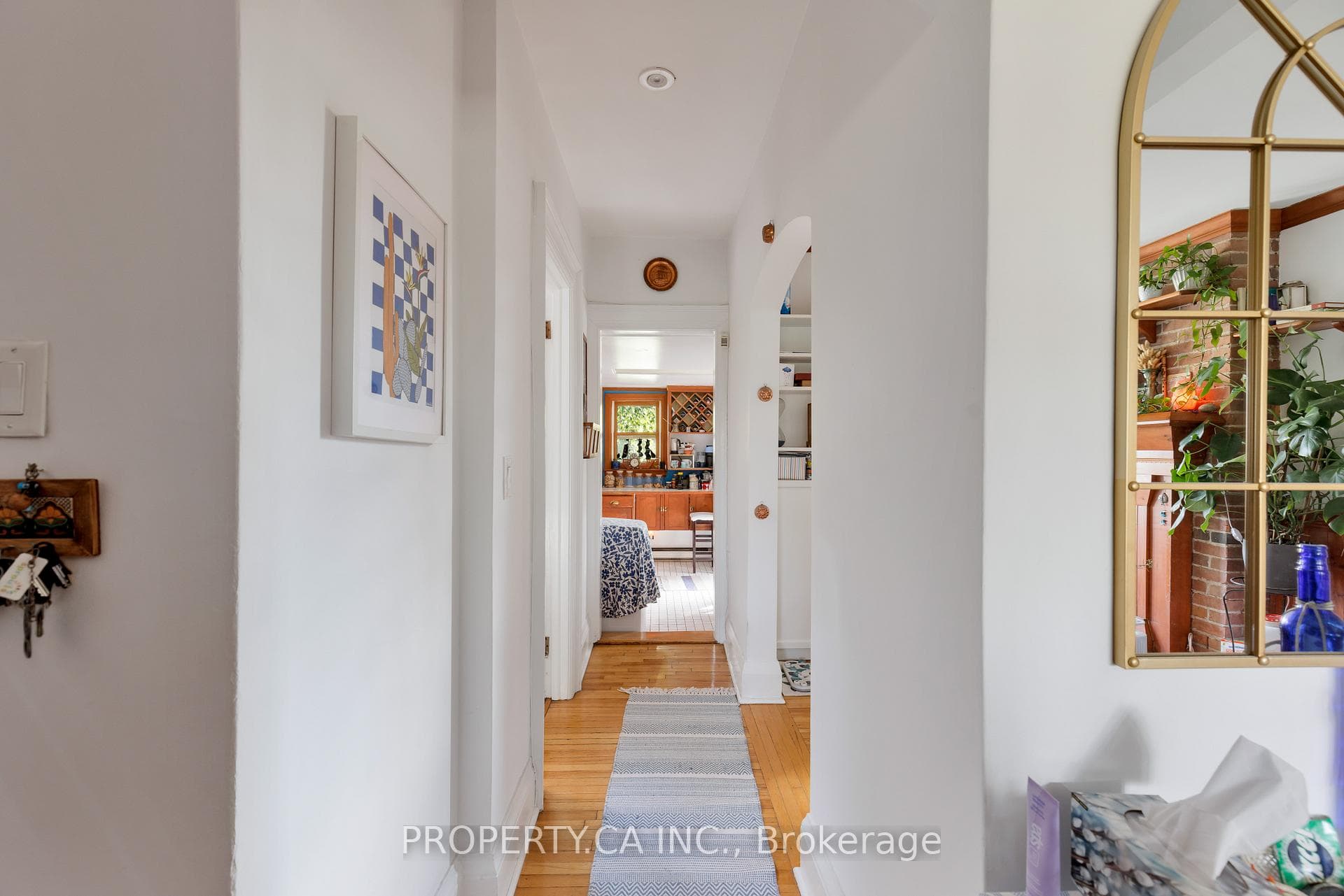 553 Broadview Avenue photo 23