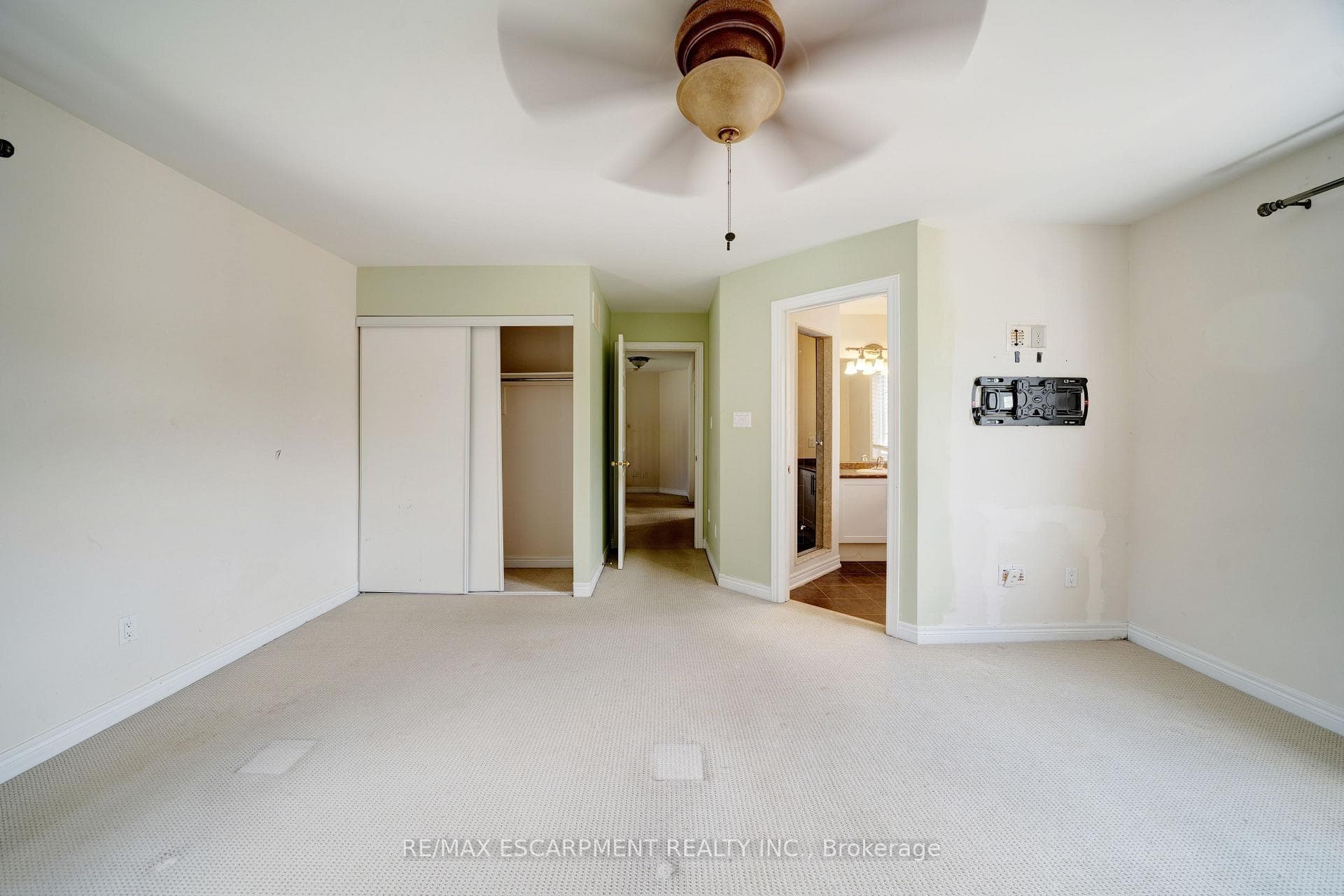11 Belsey Lane photo 37