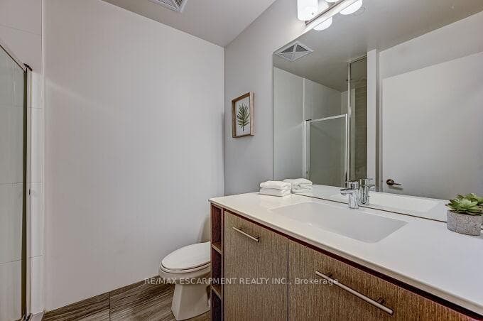 435 Richmond Street Unit 714 photo 24