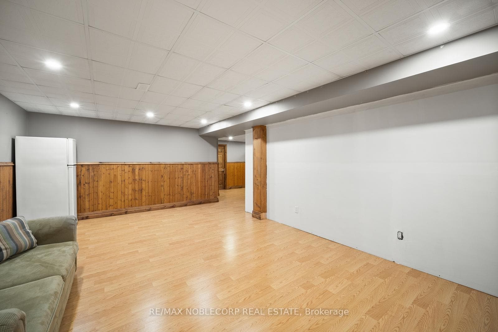 3 Shawn Avenue photo 35