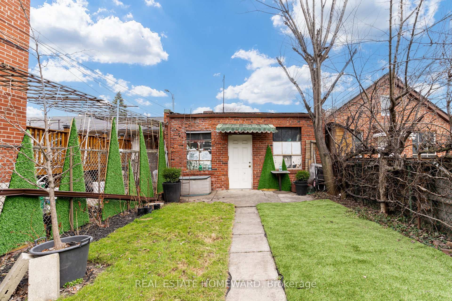 59 Palmerston Avenue photo 46