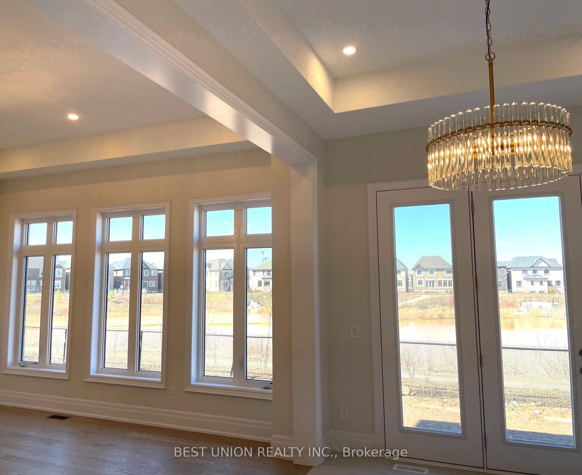 2305 Charles Cornwall Avenue photo 10
