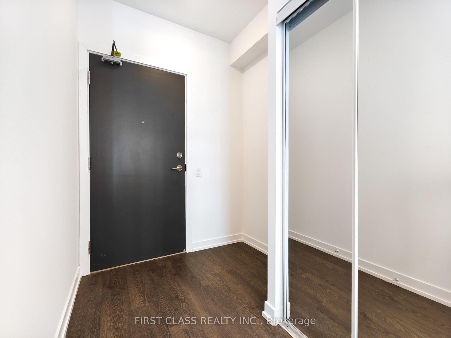 8 Olympic Garden Drive Unit S1711 photo 4