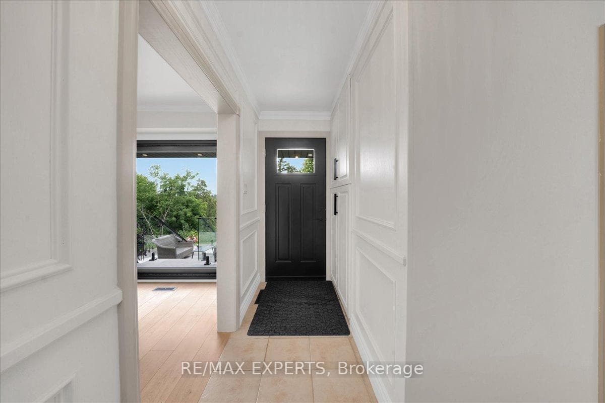 525 King Street photo 7