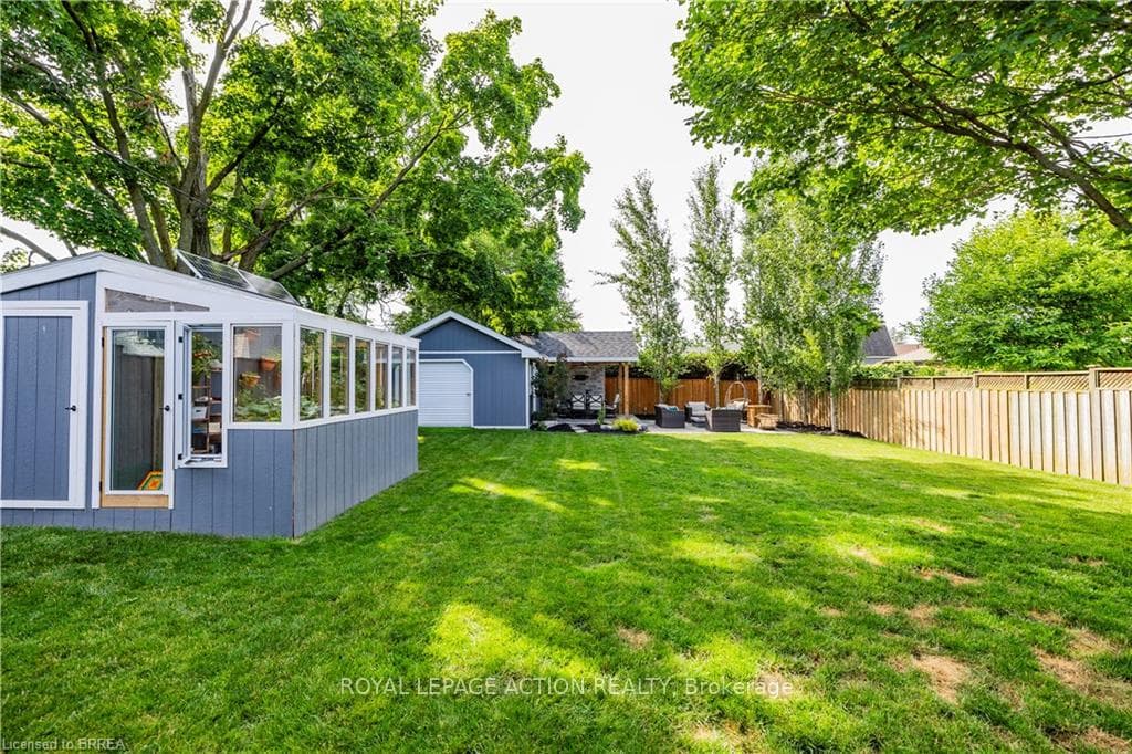 7 Henderson Avenue photo 12