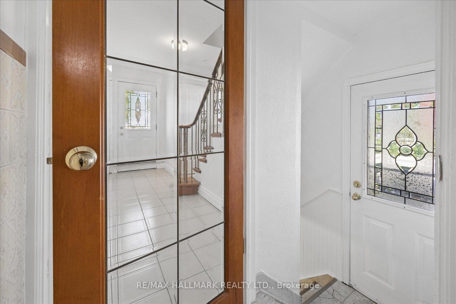 483 Cosburn Avenue photo 27