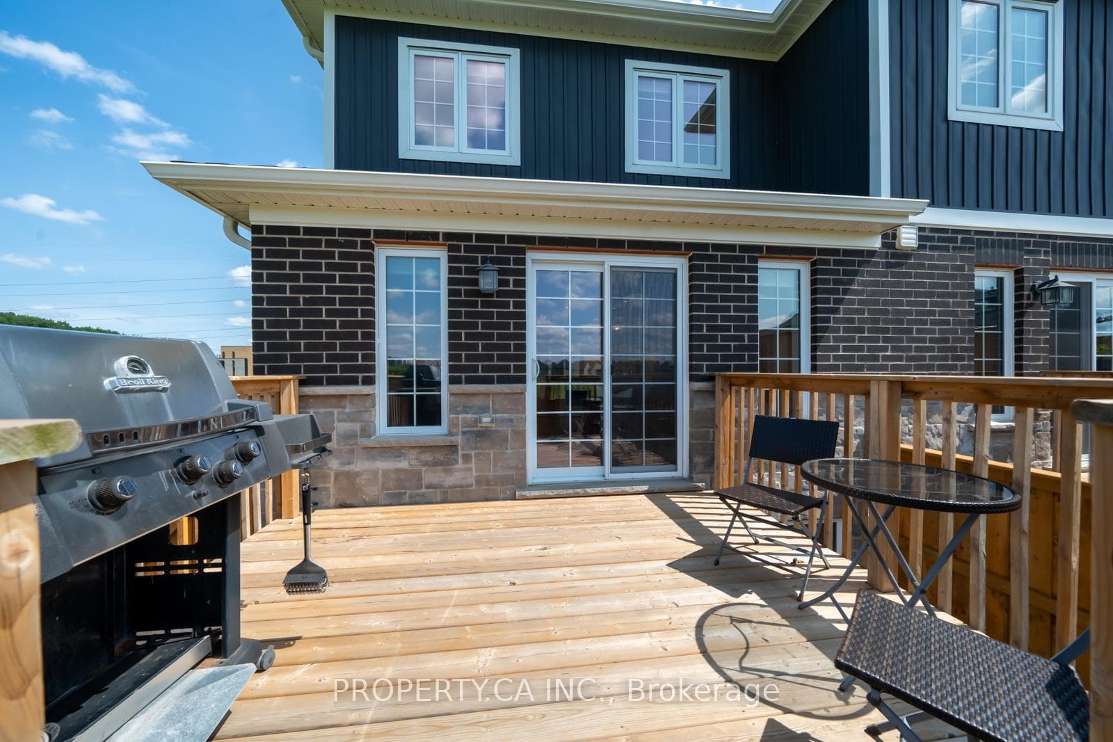 334 Valencia Avenue photo 26