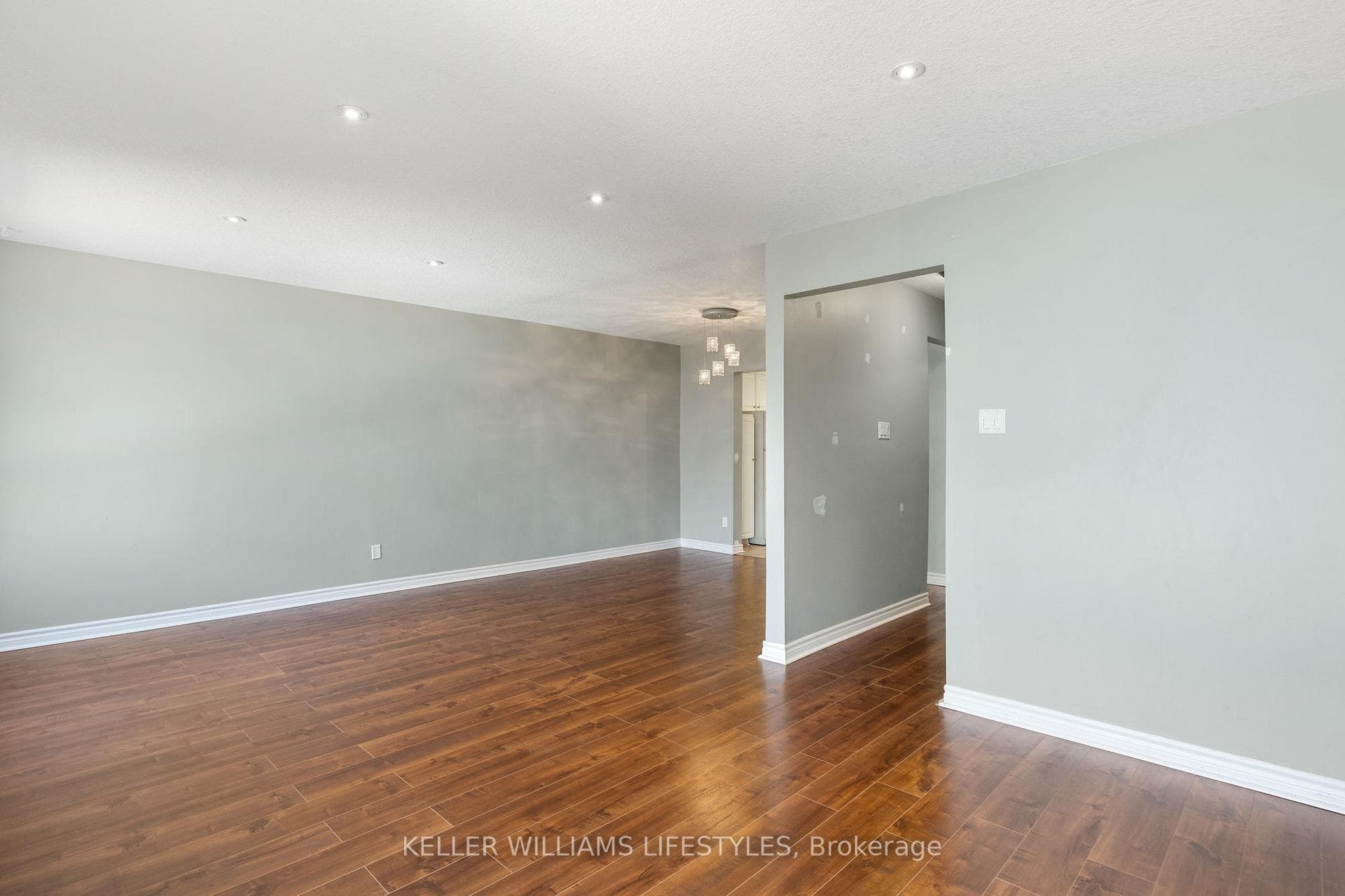 669 Osgoode Drive Unit 35 photo 14