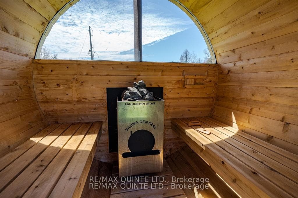 252 Maines Road photo 41