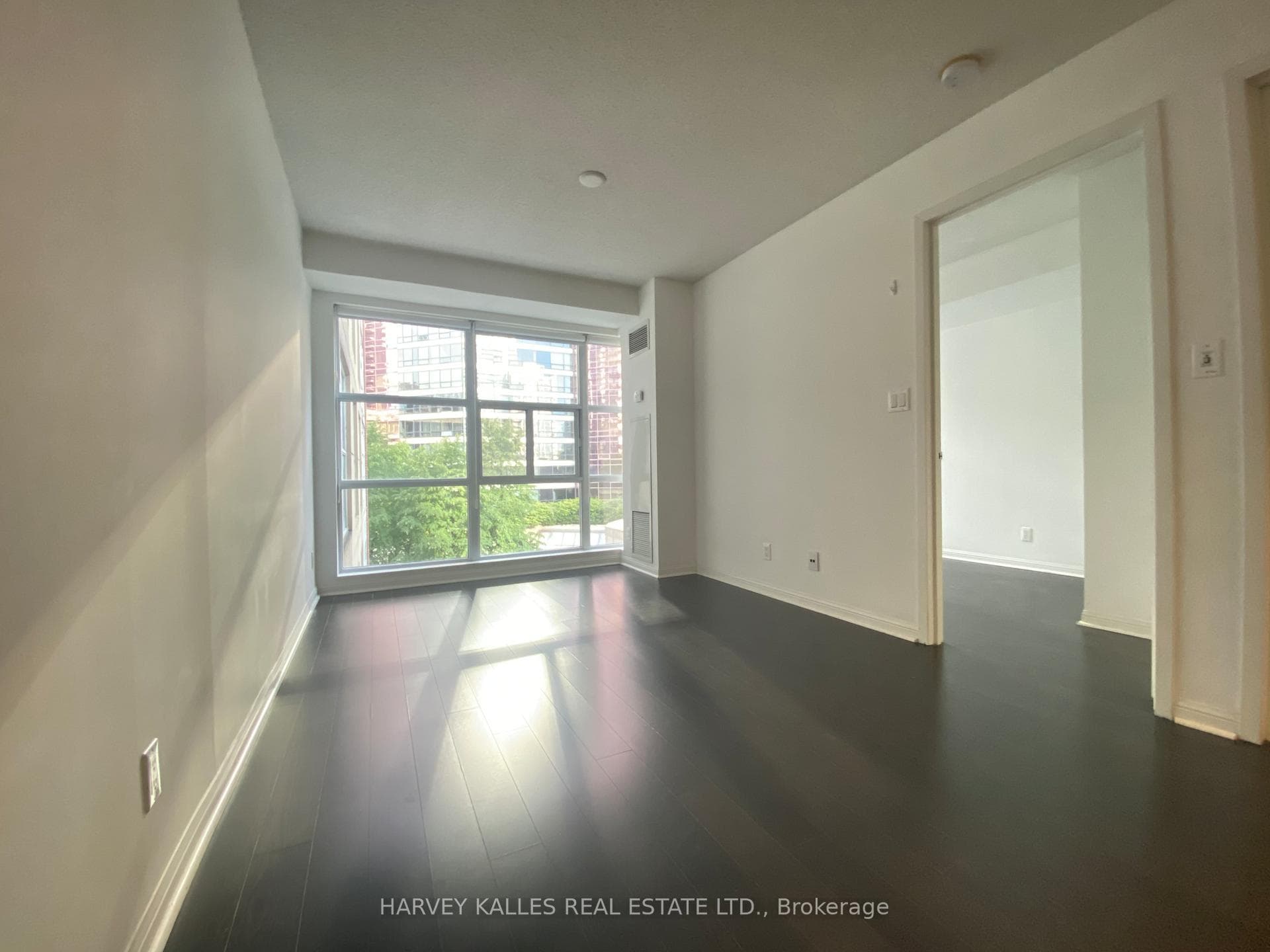 11 St Joseph Street Unit 607 photo 2