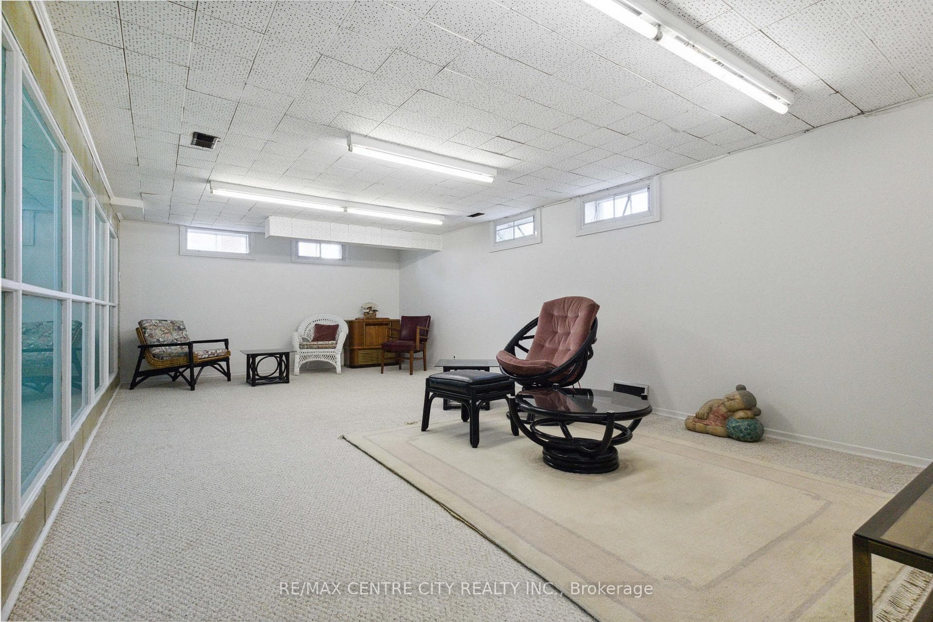 116 Roehampton Avenue photo 18