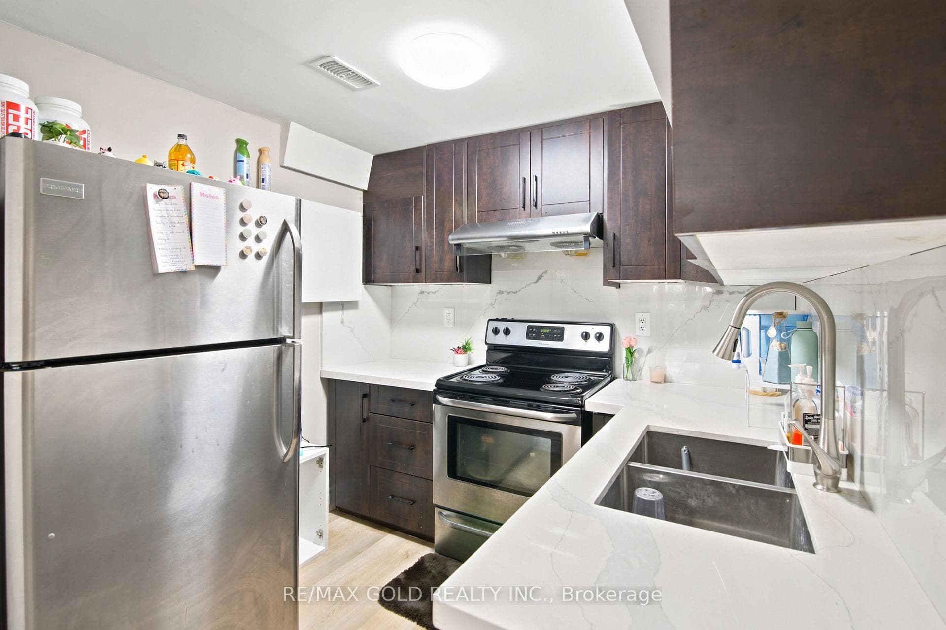 40 Sussexvale Drive photo 36