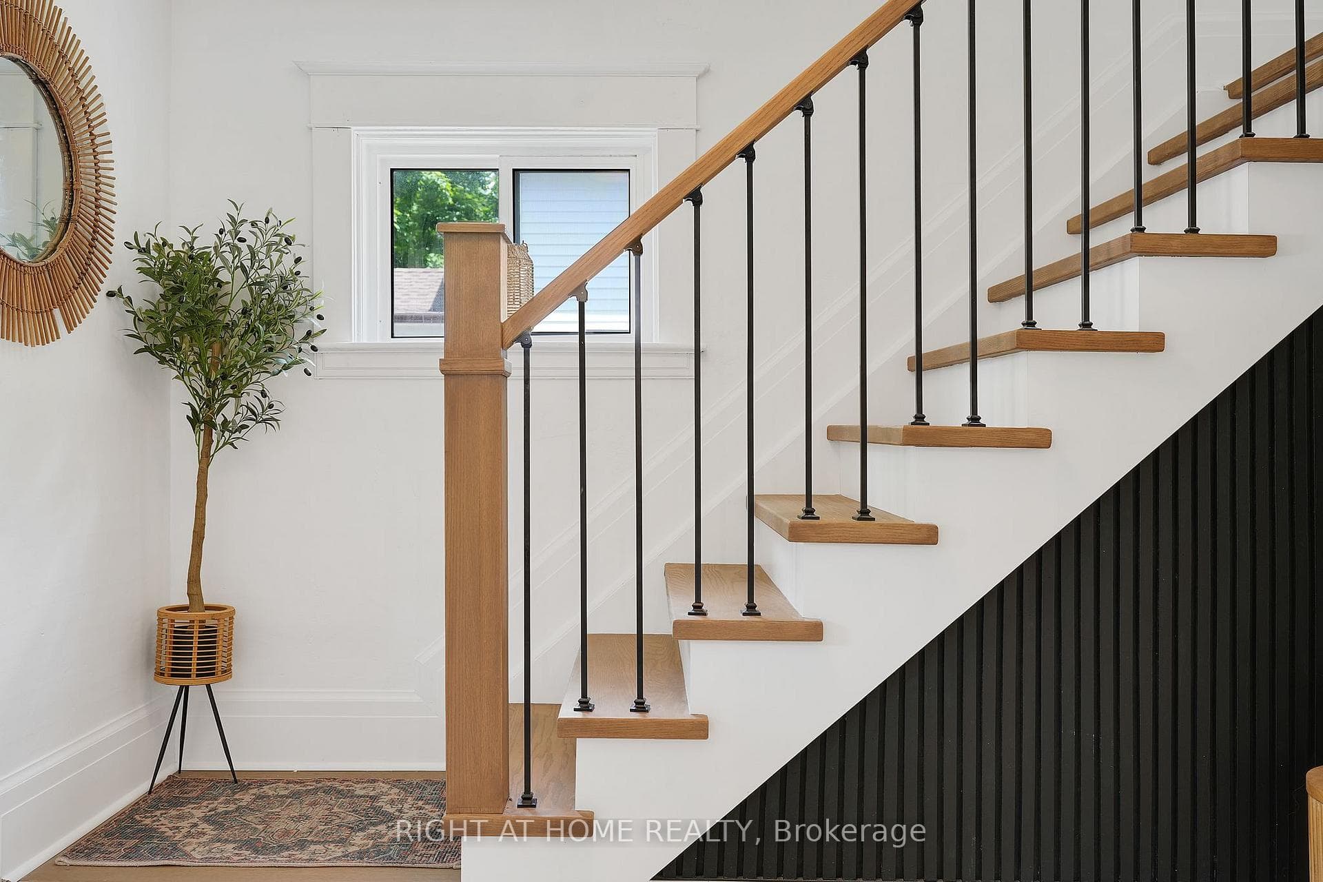 123 John Street photo 5