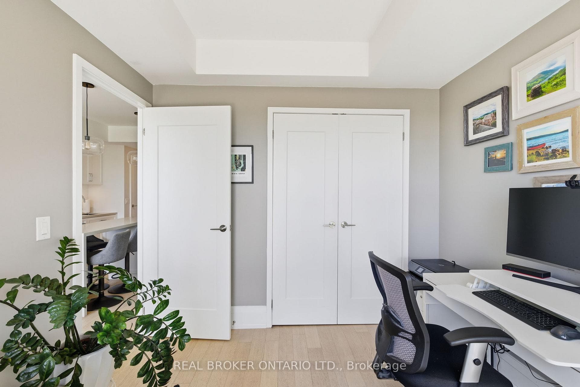 25 Malcolm Road Unit 606 photo 11