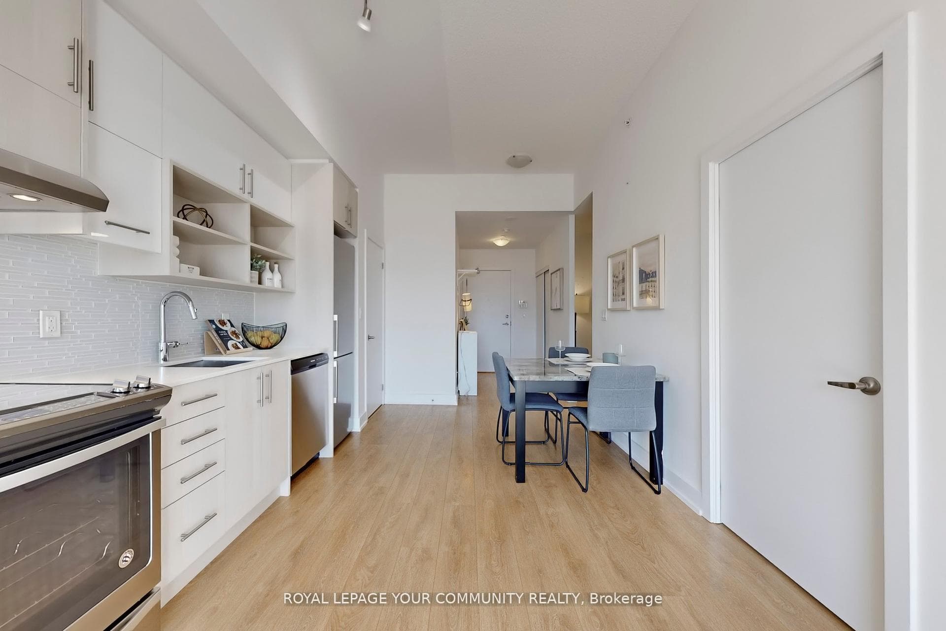 150 Fairview Mall Drive Unit 416 photo 13