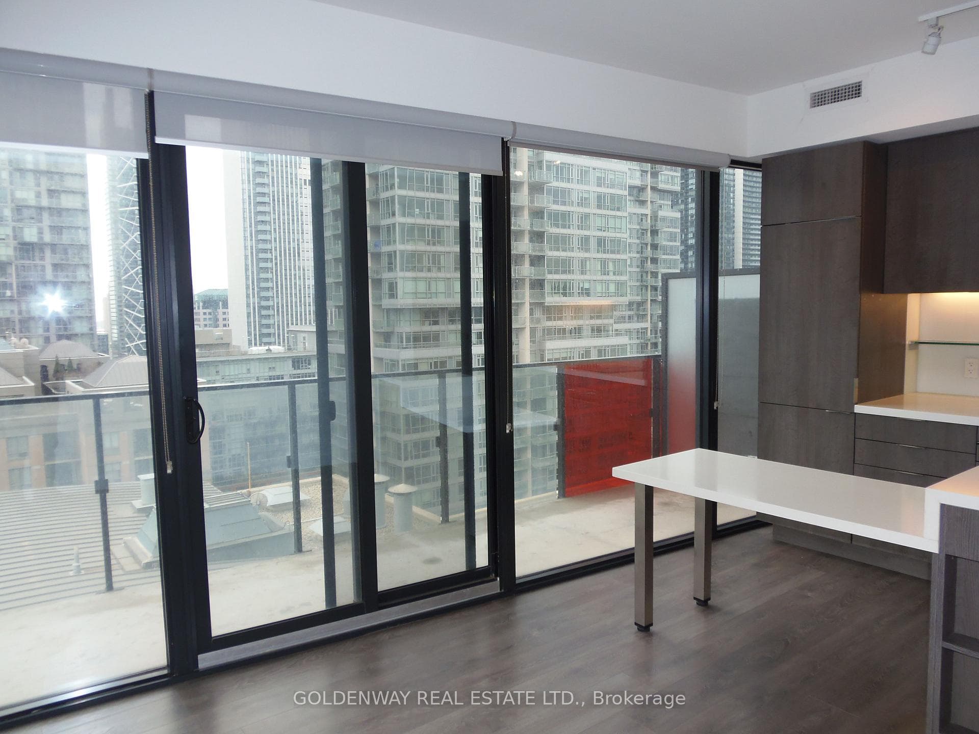 215 Queen Street Unit 1711 photo 3