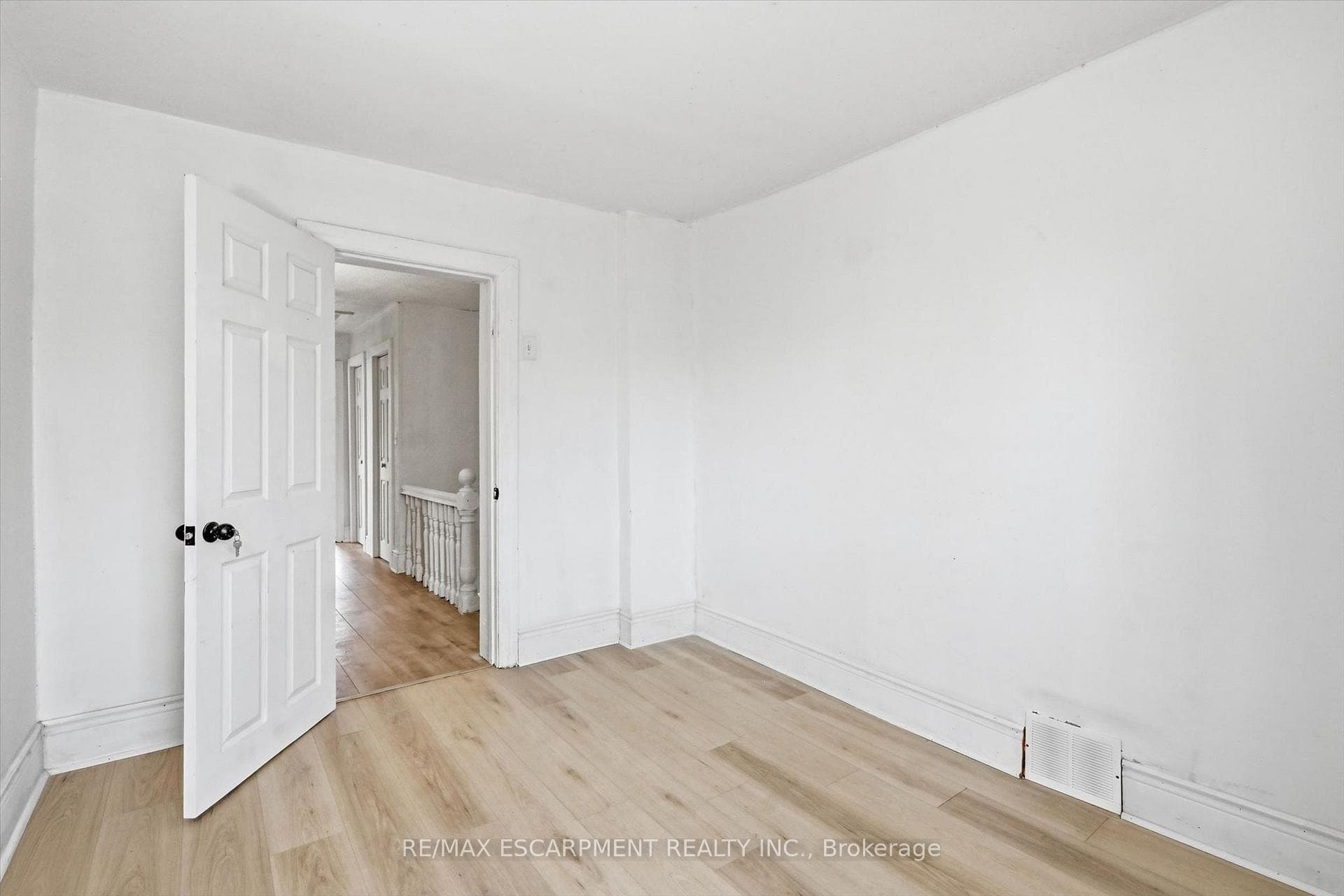 761 Cannon Street photo 16
