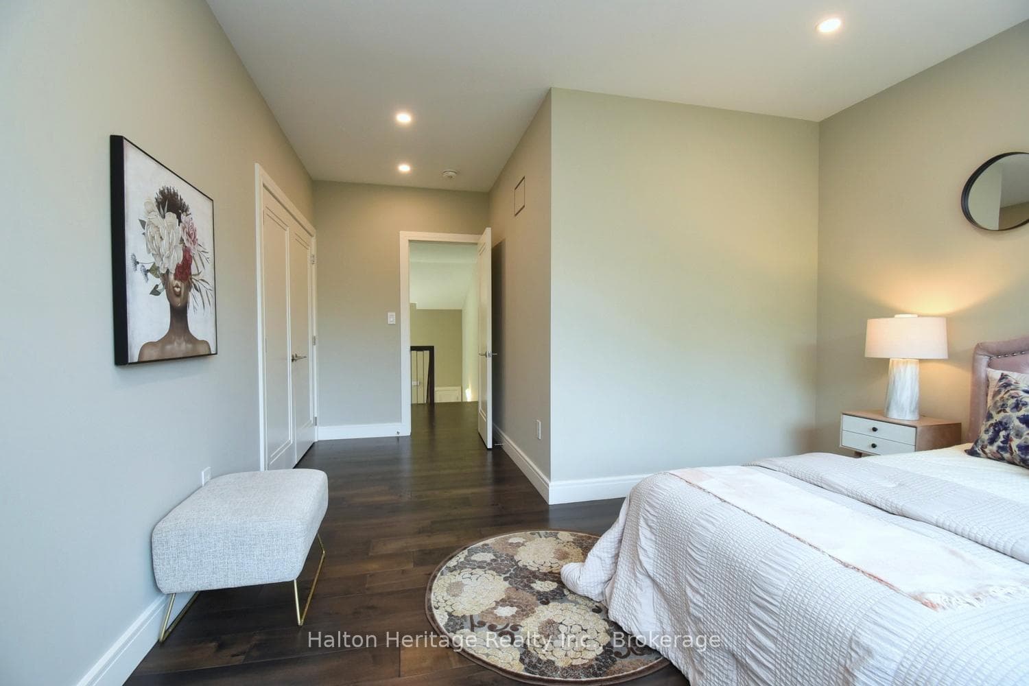 218 Ascot Place photo 26