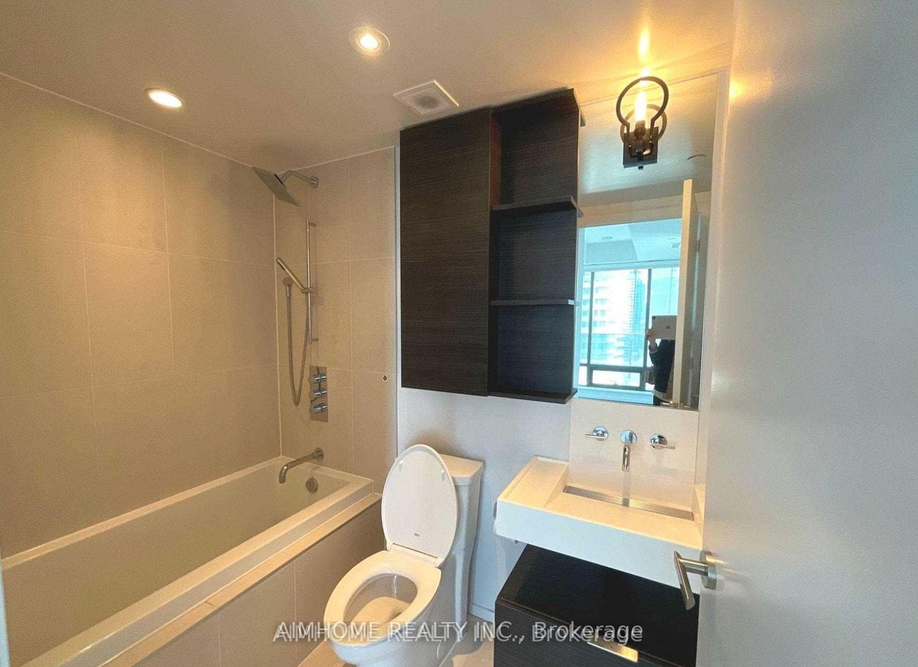 5 St Joseph Street Unit 3702 photo 8
